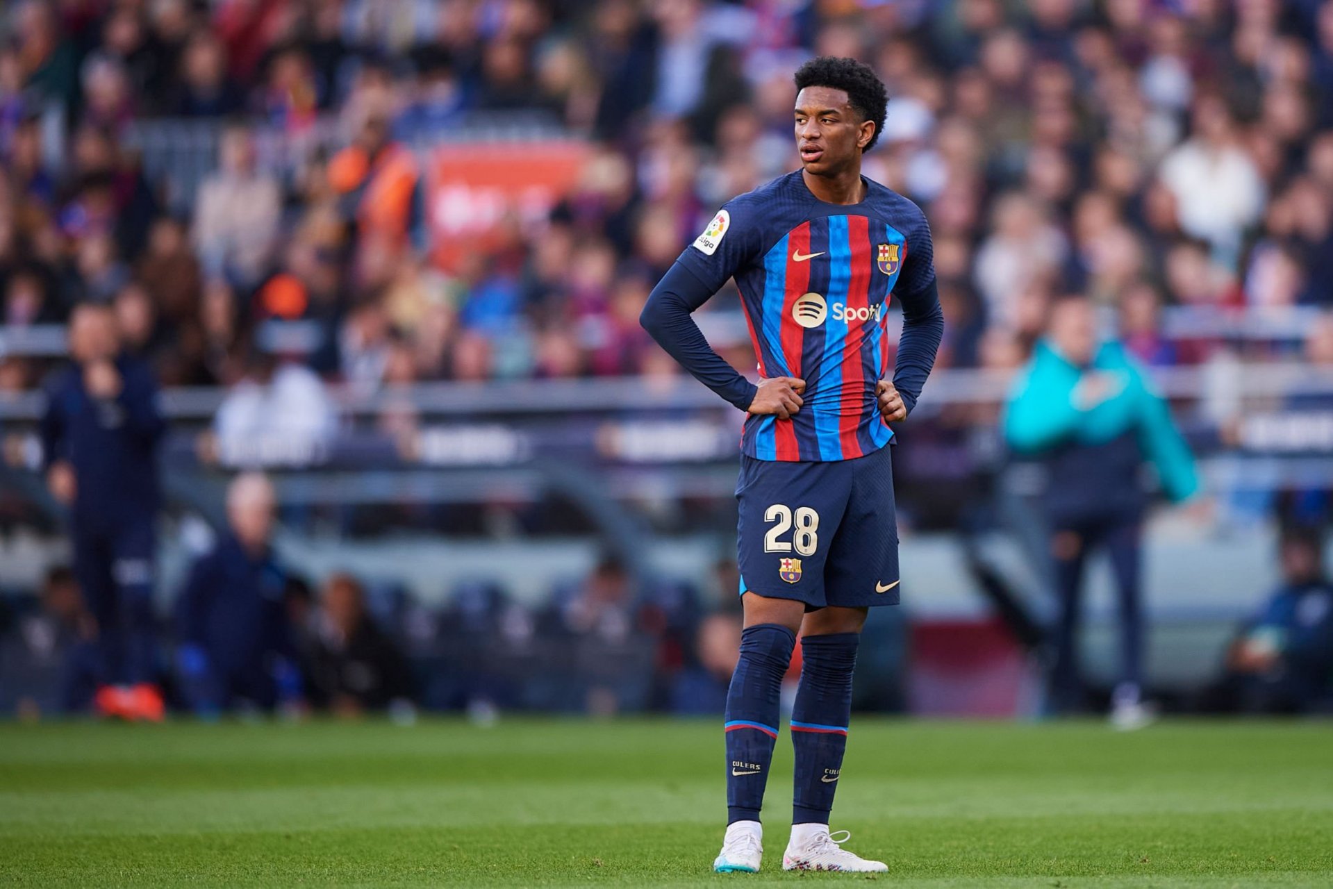 巴萨小将崛起，助球队逆转重返巅峰